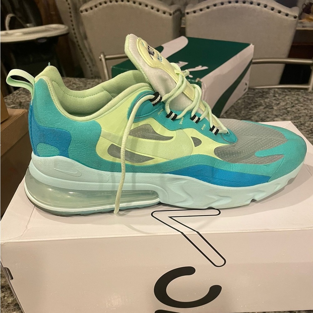 Nike air max 270